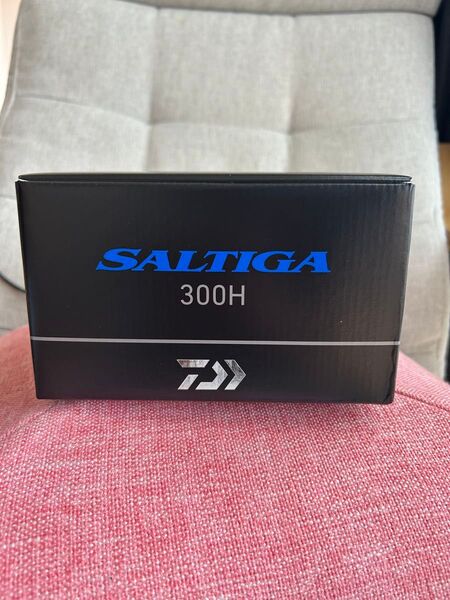 【新品未使用】ダイワ ベイトリール 25ソルティガ 300H