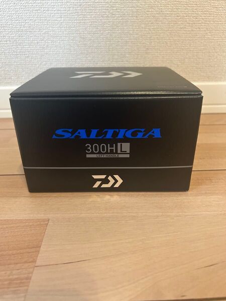 【新品未使用】ダイワ ベイトリール 25ソルティガ 300HL