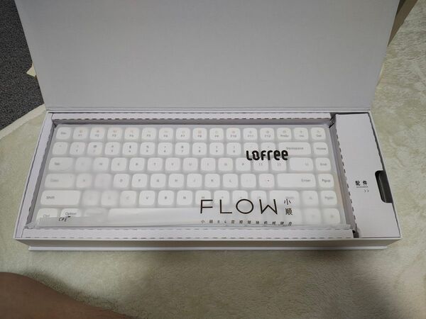 Lofree FLOW ロープロファイルメカニカルキーボード 英語配列 シルバーホワイト 標準装備キースイッチ