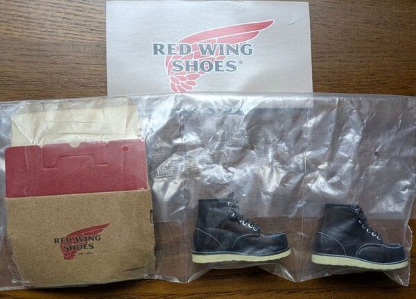 RED WING SHOES MINIATURE COLLECTION ICON STYLE NO.8179 6" CLASSIC