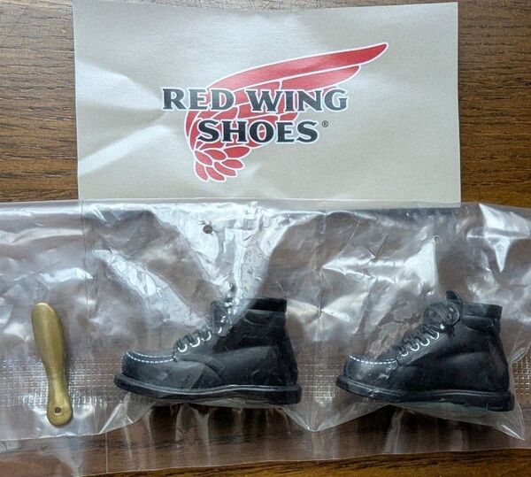 RED WING SHOES MINIATURE COLLECTION ICON STYLE NO.8133 SUPERSOLE