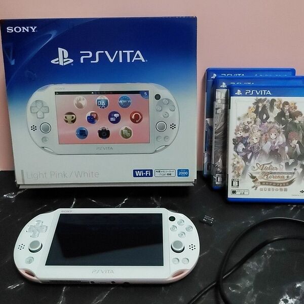 【PSVita本体】ライトピンク/ホワイト PCH-2000 メモリーカード8GB+ソフト3本セット アトリエシリーズ ロロナ他