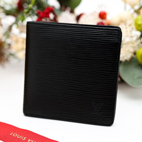 ルイヴィトン 二つ折り財布 エピ カルトクレディ モネ 旧マルコ ヴィトン Louis Vuitton コンパクト 財布 メンズ