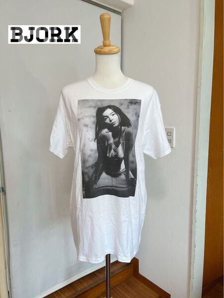 【美品】idilliaco Bjork フォトプリントTシャツ