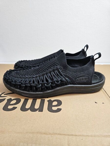 KEEN キーン ユニーク エヴォ UNEEK EVO サンダル アウトドア キャンプ 1023074 26.5