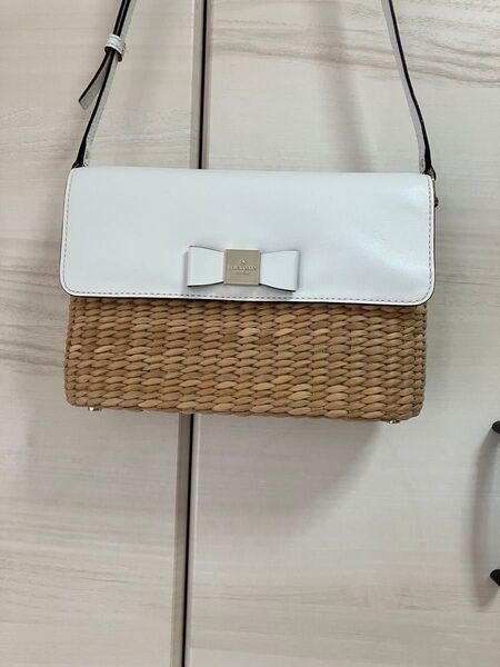 kate spade new york ショルダーバッグ ホワイト レザー・カゴ素材