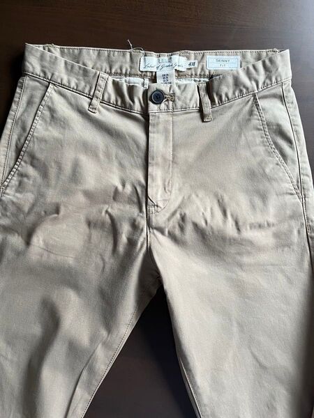 H&M スキニーフィットチノパン ベージュ