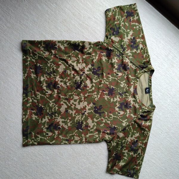 自衛隊 迷彩柄 Tシャツ 半袖 サイズM
