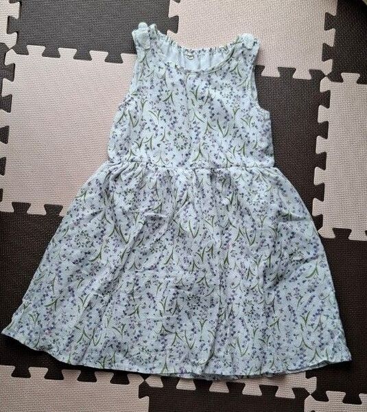 キッズ☆花柄のワンピース☆130cm