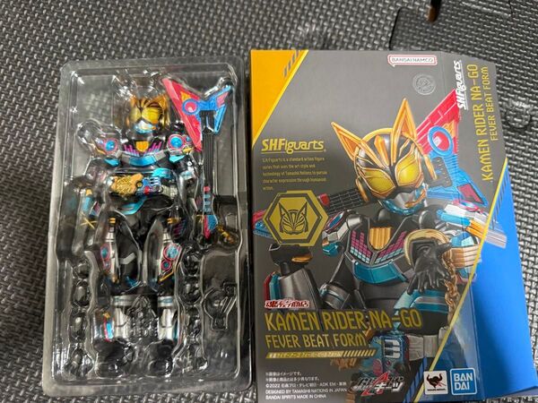 フィギュアーツ 仮面ライダーナーゴ フィーバービートフォーム