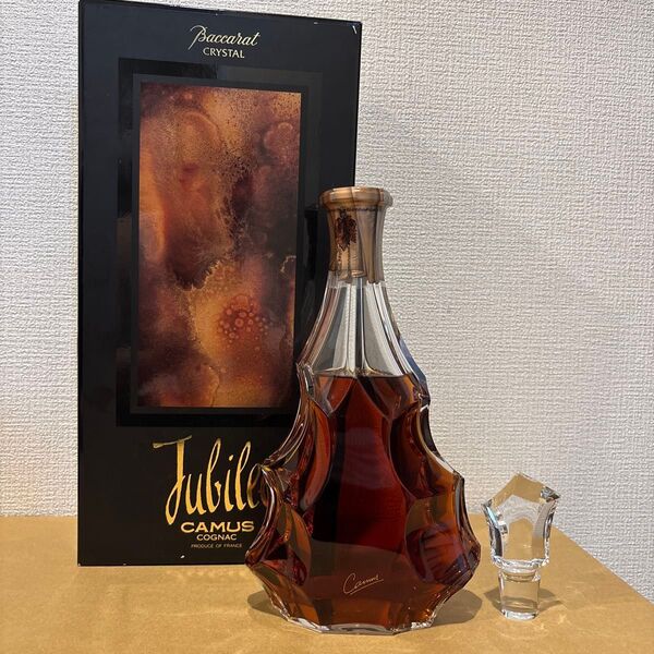 CAMUS Jubilee カミュ ジュビリー バカラ クリスタルボトル 替栓・化粧箱付き 未開封 ブランデー コニャック (1)