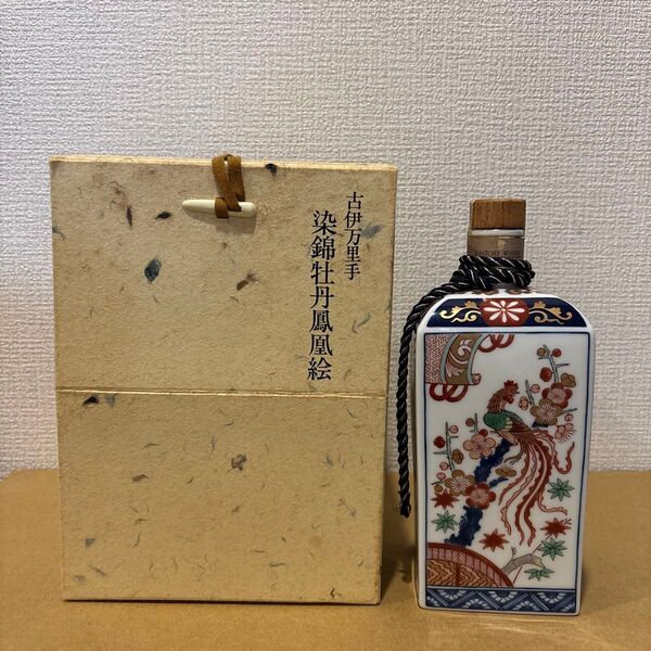 【難有】サントリーウイスキー有田焼 古伊万里手染錦牡丹鳳凰絵 コルク折れ 未開栓 SUNTORY whisky古酒 陶器ボトル
