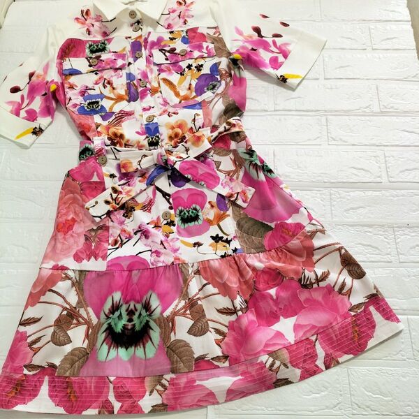 花柄 半袖ワンピース 新品 Desigual