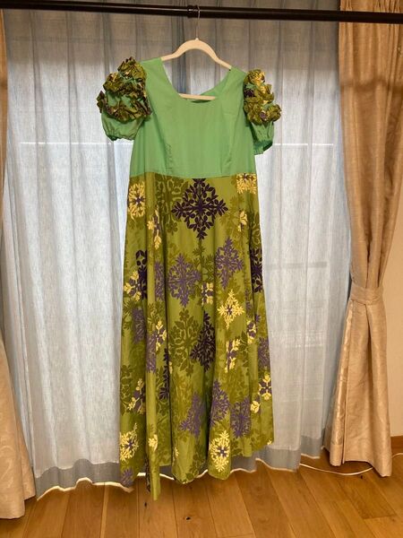 フラダンス ムームー ワンピース 総柄 花柄 グリーン パープル