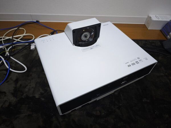 EPSON 4kプロジェクター EH-LS500W