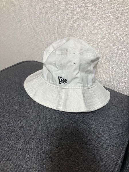 NEW ERA ホワイト バケットハット M/L ニューエラ ハット バケハ アウトドア 帽子