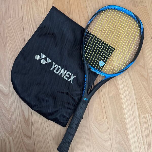 美品 YONEX EZONE 100 大坂なおみ G2 テニスラケット ブラック ブルー