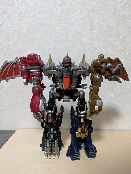 マシンロボ 邪悪六鬼合体獣デビルサターン6