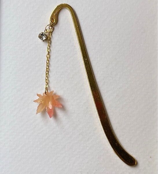 ミニ椛とガラスチャームのブックマーカー しおり 栞 ハンドメイド