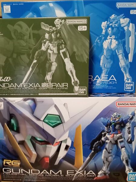 未組立品RGガンダムエクシア&エクシアリペアパーツ&ガンダムアストレアパーツ の3点セット 機動戦士ガンダム00ダブルオー