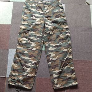 levi's カーゴパンツ 迷彩 サイズ28