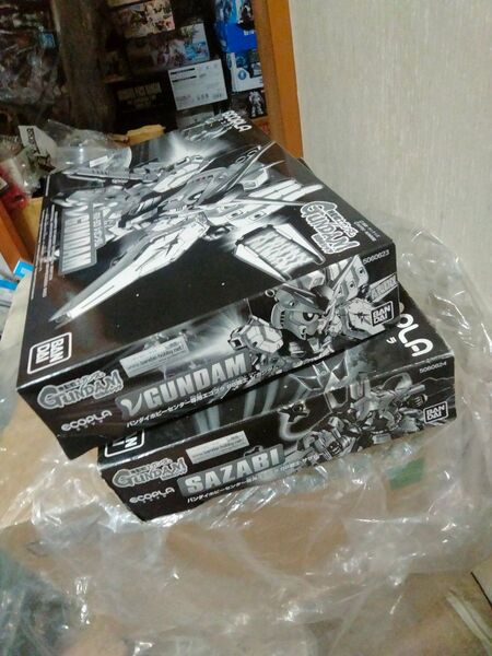 未組立バンダイホビーセンター限定 エコプラ SDガンダムBB戦士 νガンダム ニューガンダム機動戦士ガンダム 逆襲のシャアサザビー