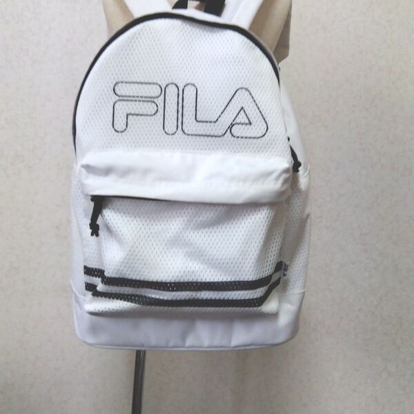 FLLA メッシュ夏リュック