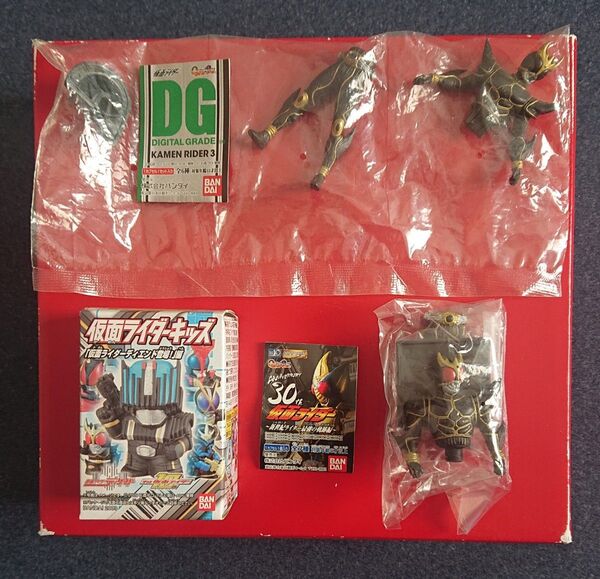 未開封 ガシャポン HG DG 仮面ライダーキッズ 仮面ライダー クウガ アルティメットフォーム セット