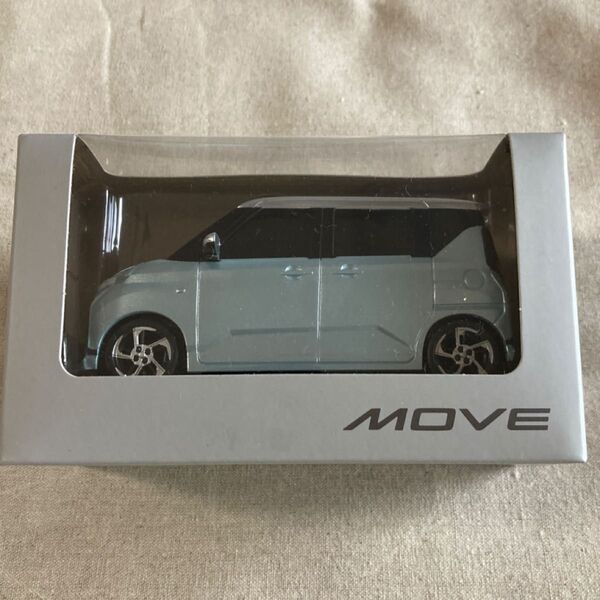 ダイハツ新型ムーヴ プルバックカー ツートン(ブライトシルバーメタリック× スカイブルーメタリック) ミニカー
