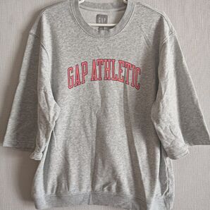 GAP ロゴスウェット