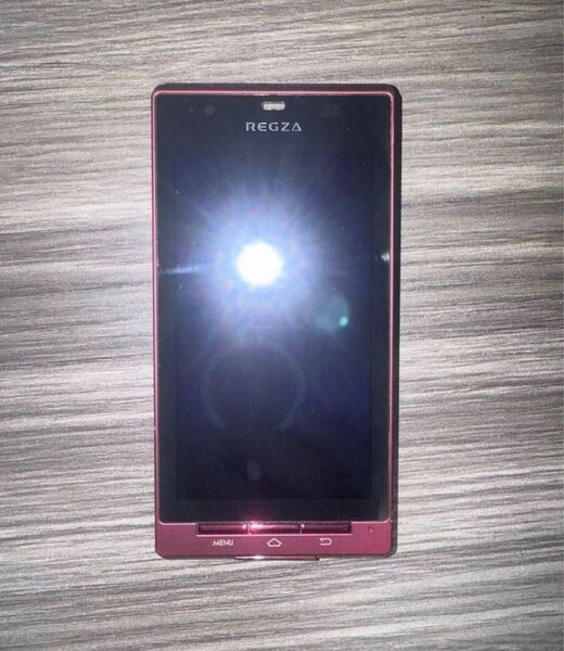 T-01C ドコモ REGZA Phone 東芝 Android DOCOMO REGZA Mellow スマートフォン ピンク