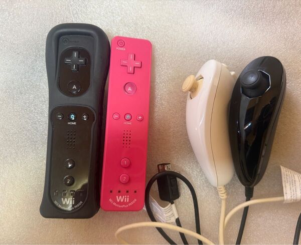 Wii リモコンプラス ヌンチャク 4点セット ブラック ピンク コントローラー WiiU Nintendo