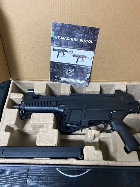 s&t ump 電動ガン st aeg 13 bk