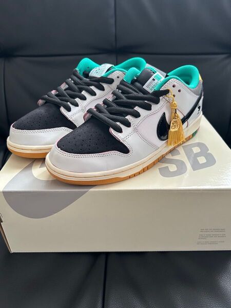 CSEF × Nike SB Dunk Low Pro QS "White and Black" ダンクSB