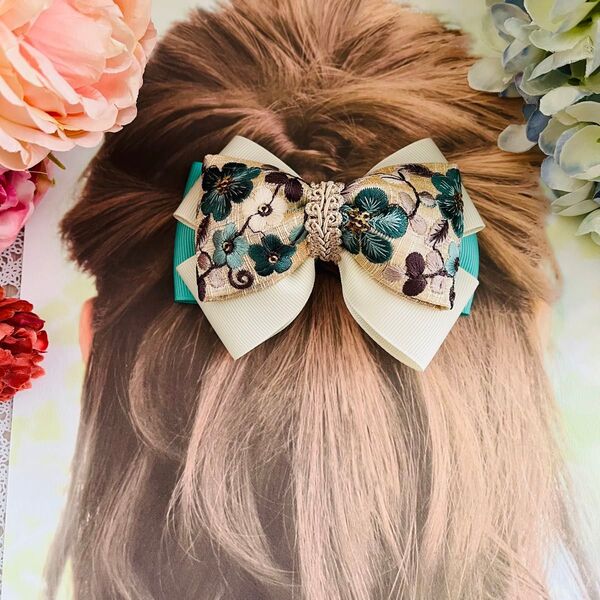ハンドメイド インド刺繍リボン バレッタ ヘアクリップ ヘアアクセサリー 花柄 リボン 大人かわいい バッグチャーム しおり
