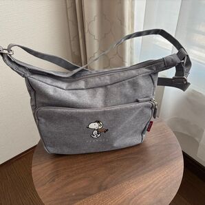スヌーピー ショルダーバッグ グレー