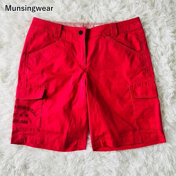 【USED】マンシングウェア MUNSINGWEAR ゴルフ ハーフパンツ 刺繍ロゴ 赤 レッド Mサイズ