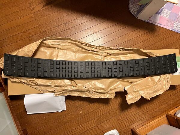 ランドクルーザー250 リヤステップガード新車外し