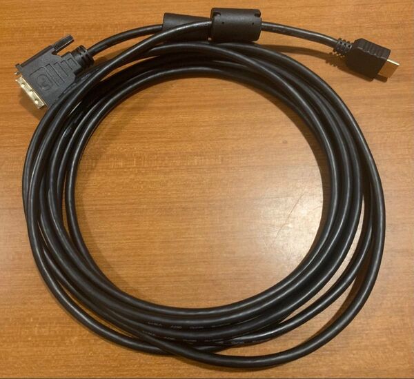 HDMI to DVI-D変換ケーブルCBLVID00 4.5m