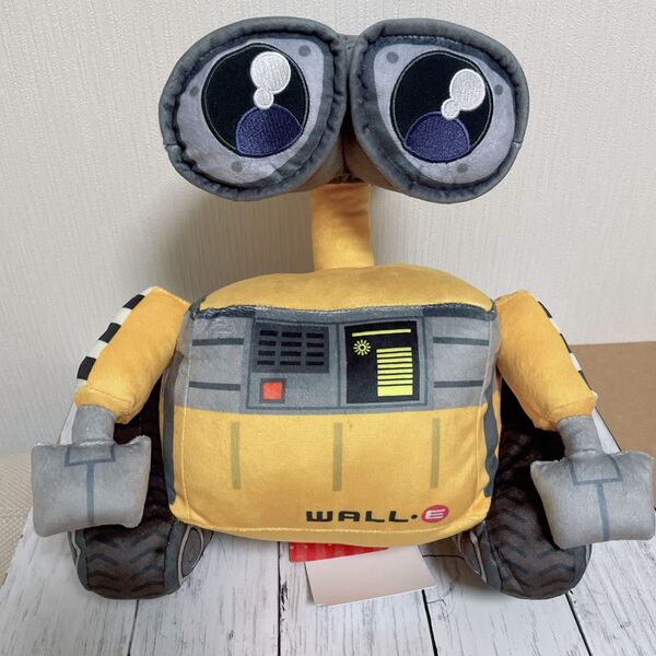 ラウンドワン限定 うるりぃみぃ ウォーリー ぬいぐるみ