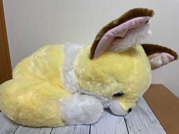 ちょコンとキツネ くるんとおねむ ウルトラBIG ぬいぐるみ こんぺいとう