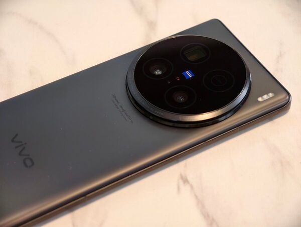 【美品】vivo x100 ultra 12GB/256GB グレー