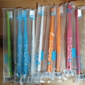 Ci702 M 9本 歯ブラシ