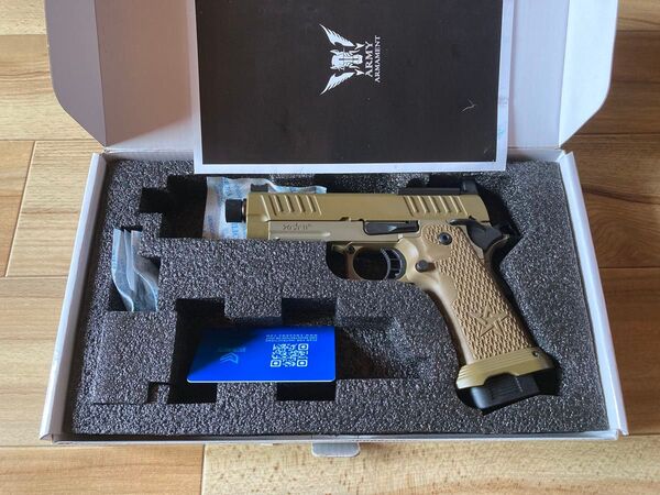 美品 ARMY/T8 staccato C2 FDE ガスガン ガスブローバック