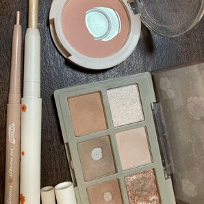 コスメセット アイシャドウ チーク 涙袋ライナー