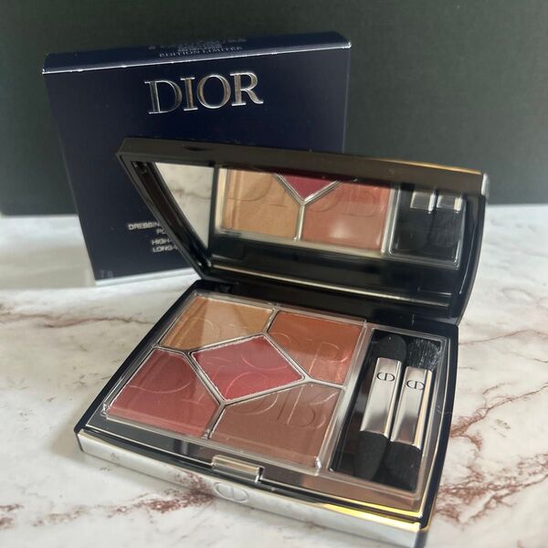 未使用 Dior アイシャドウ サンク クルール ディオール 889 リフレクション