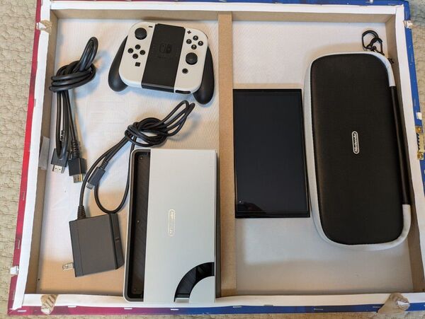 Nintendo Switch 有機elモデル ホワイト Nintendo 任天堂 Switch ニンテンドースイッチ