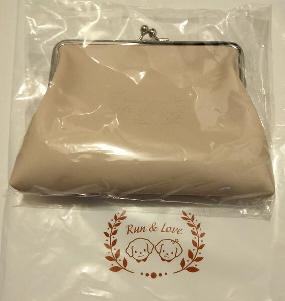 ★新品未使用★ Run&Love ラブ&ラン がま口ポーチ ファミリア