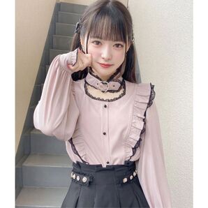 ROJITA(ロジータ) ハートバックルラッフルフリルブラウス (ピンク)