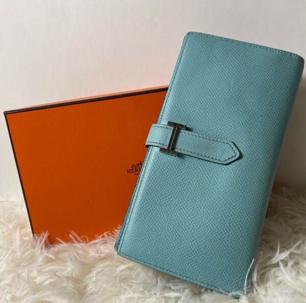 【希少色】 HERMES エルメス べアン ベアンスフレ ブルーアトール 水色 二つ折り財布